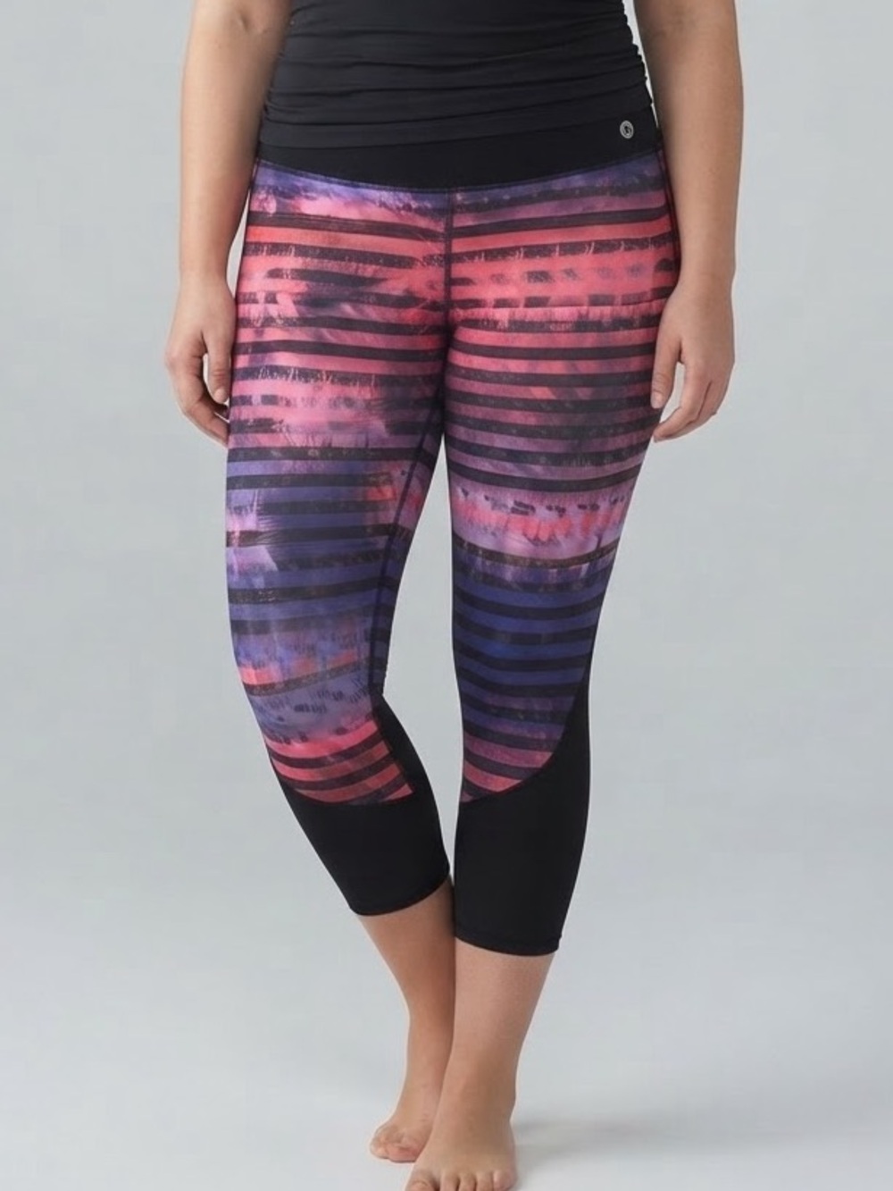 90 DEGREE BY REFLEX Pink & Purple Striped Capri with 23” Leggings size LARGE